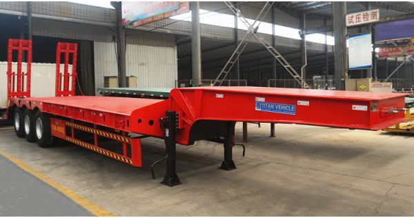 Factory inspection and routine maintenance for lowbed semi trailer