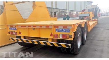 2 Axle 40 Ton Lowboy Gooseneck Trailer will be sent to Botswana