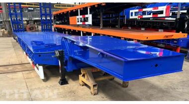 Tri Axle Low Loader Truck Trailer will be sent to Dominica