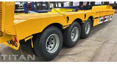 Tri Axle 60 Ton Low Bed Trailer will be sent to Malaysia