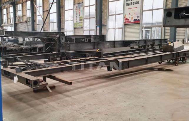 3 Axle 40ft Container Chassis Skeleton Trailer for Sale in Kenya