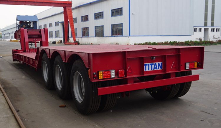 gooseneck flatbed trailer