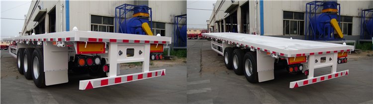 Tri Axle Flatbed Semi Trailer for Sale in Senegal-Flatbed Driving Operation