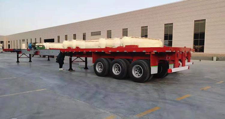 Tri Axle Blade Lifters Extendable Trailer for Sale in Vietnam