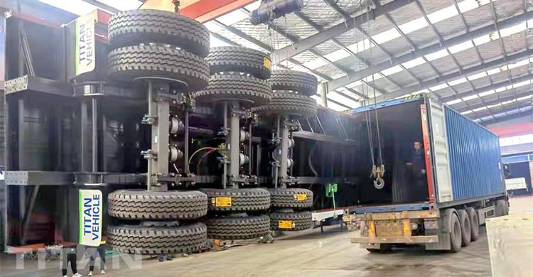 Tri Axle 40 ft Container Flatbed Tractor Trailer for Sale in Mozambique