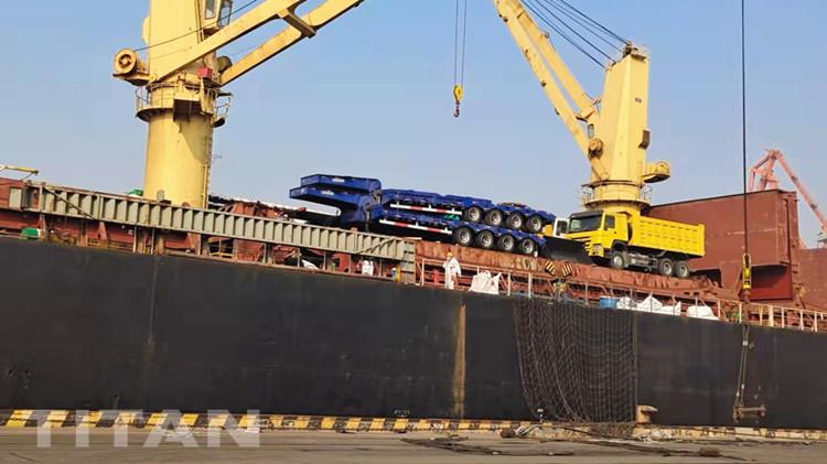 4 Axle Low Bed Trailer Truck Price for Sale in Djibouti