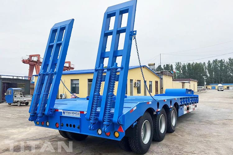 60 Ton 3 Axle Lowbed Truck Trailer for Sale in East Timor