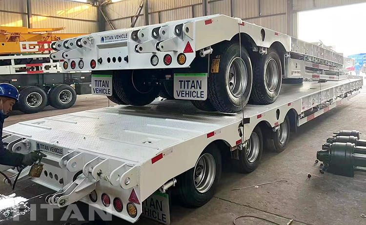 Tri Axle 40Ft Low Bed Trailer with Folding Ramp for Sale in Namibia