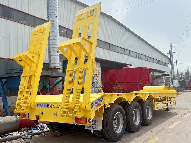 SNAIL 3 Axle 60 Ton Semi Lowbed Trailer for Sale in Nigeria