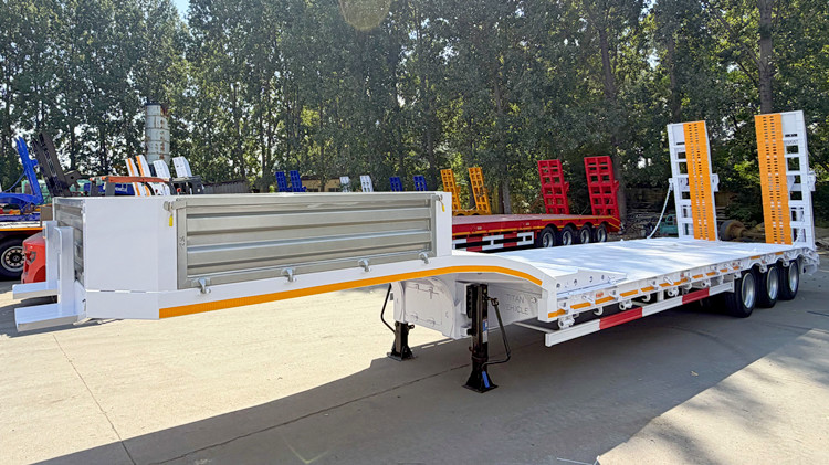 Lightweight 3 Axle Low Loader Trailer for Sale Tanzania